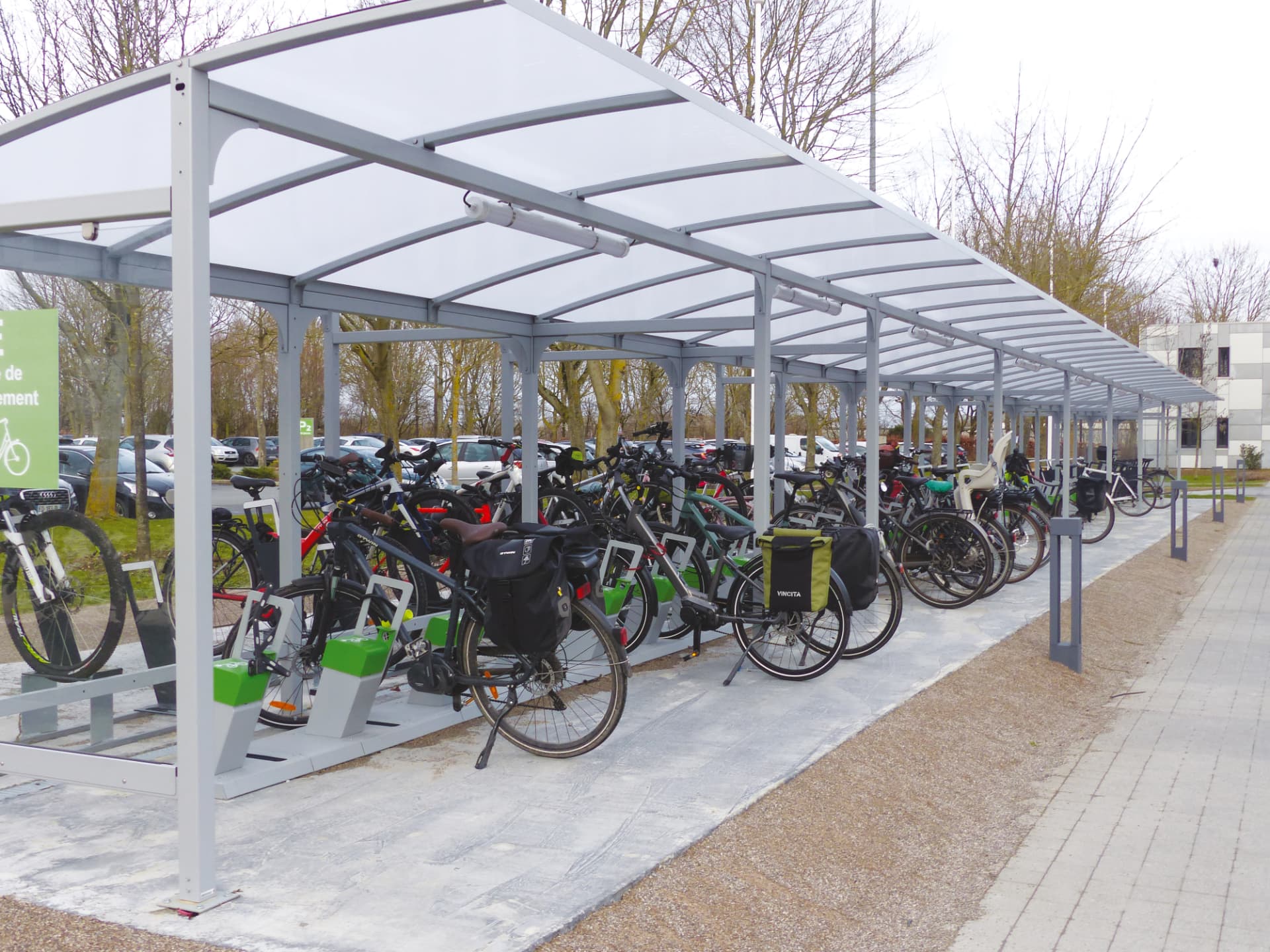 Colonnina per ricarica e-bike ALLO
